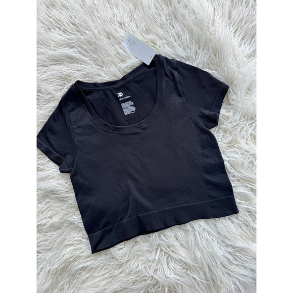 All in Motion Seamless Rib Cropped Shirt Black Size Large - Picture 4 of 8